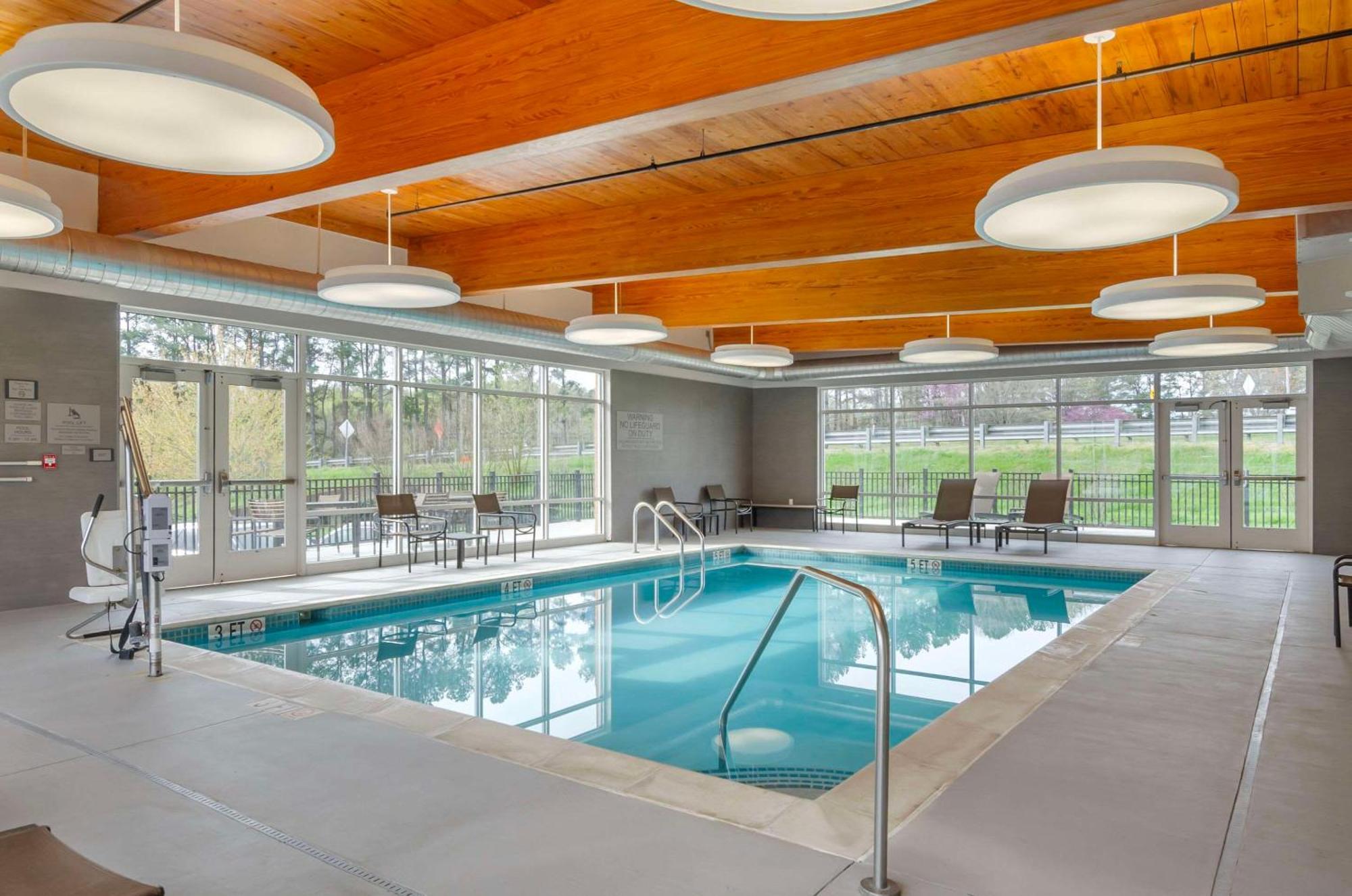 Country Inn & Suites By Radisson, Charlottesville-Uva, Va Eksteriør billede